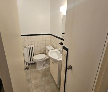 For Lease - 1969 Eglinton Avenue Unit# 107, Toronto, Ontario - Photo 6