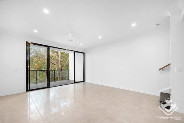 AVAILABLE 27/01/26!!! 4 Beds -Just 6k to Enoggera barracks - Photo 1