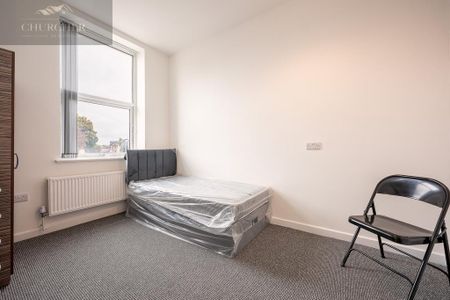 4 bedroom apartment to rent - Photo 4