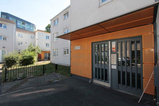 Room in a Shared Flat, Libra Road, E13 - Photo 1