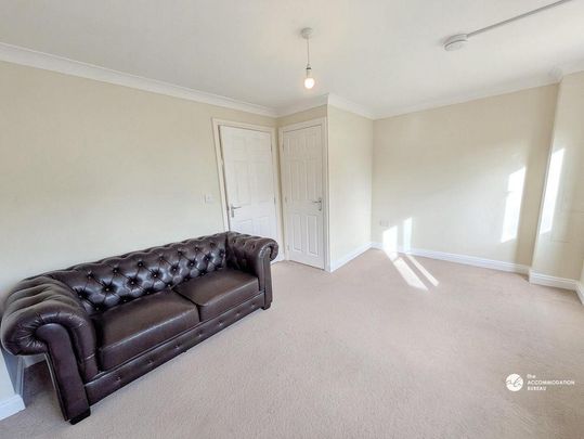2 bedroom semi-detached house to rent - Photo 1
