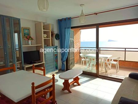 Apartamento de alquiler en Avenida de la Armada Española, Playa Poniente - Photo 2
