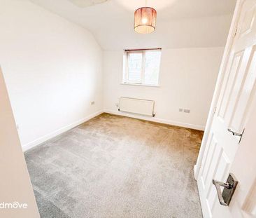 2 bedroom coach house to rent - Photo 5