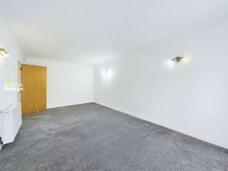 2 bedroom flat to rent - Photo 3