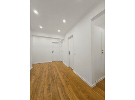 Praceta Gomercindo Carvalho, Almada, Setúbal Municipality 2805-155 - Photo 4