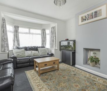 3 bedroom semi-detached house to rent - Photo 1
