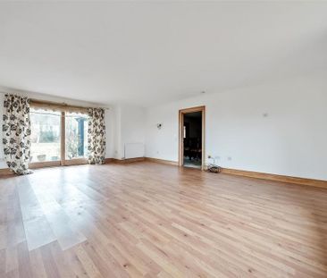 5 bedroom chalet to rent - Photo 2