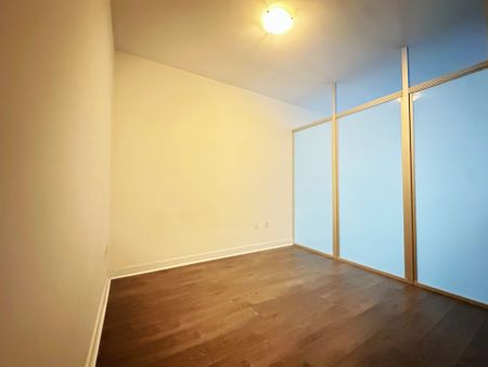 For Lease - 426 University Avenue Unit# 1906, Toronto, Ontario - Photo 3
