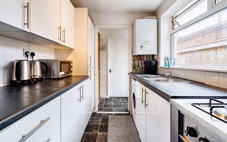 Mixed use to rent - Photo 5