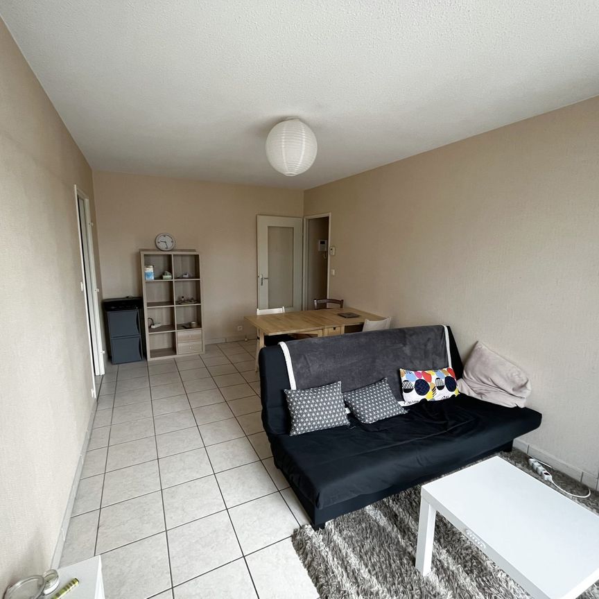 Location Appartement 2 pièces 41m² RODEZ 12000 - Photo 1