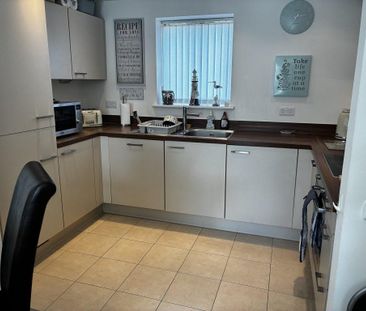 2 bedroom apartment to rent - Photo 6
