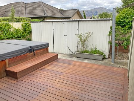 Modern Family Home! - Photo 3