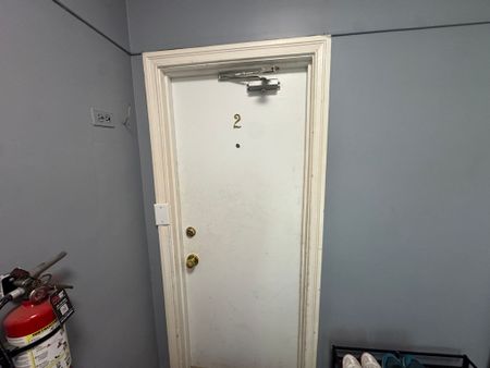 For Lease - 227 Evelyn Avenue Unit# Basement, Toronto, Ontario - Photo 5