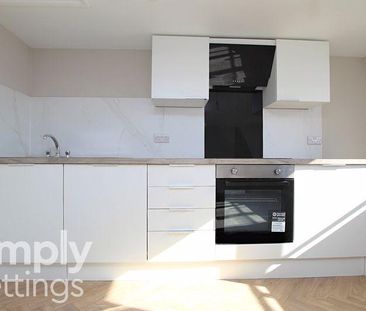 1 bedroom flat to rent - Photo 4