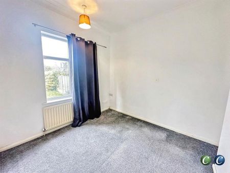 3 bedroom detached bungalow to rent - Photo 4