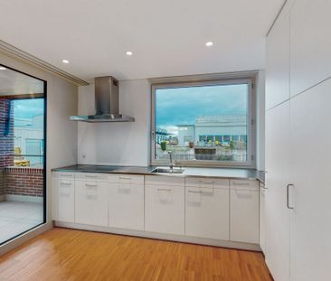 Moderne 3.5 Zimmerwohnung in Regensdorf - Photo 4