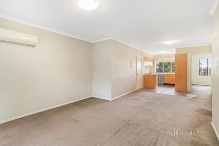 23/1 Bellevue Avenue, Doncaster East - Photo 5