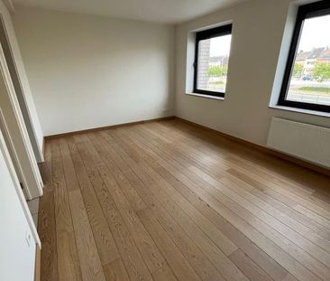 Appartement te huur - Foto 1