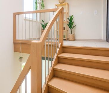 Hochwertig saniert: Traumhafte Wohnung mit Tageslichtbad & Fußboden... - Foto 1