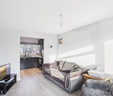 Petworth Close, Tuffley, Gloucester - Photo 2