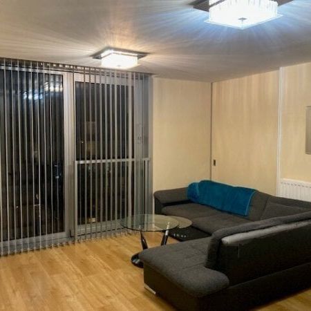 Brooklyn House, CMK, MK9 - Photo 1