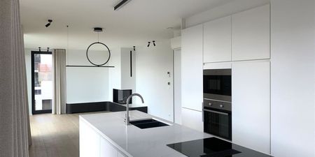 Appartement te huur in Oostkamp voor € 1.175 met 2 slaapkamers - Photo 4