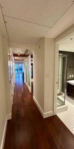 Beautiful 2 Bed / 2 Bath Newly Renovated Apartment - Photo 3