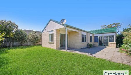 Charming 3-Bedroom Home in Henderson – 30 Kona Crescent - Photo 3