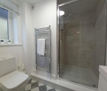 2 bedroom flat to rent - Photo 6