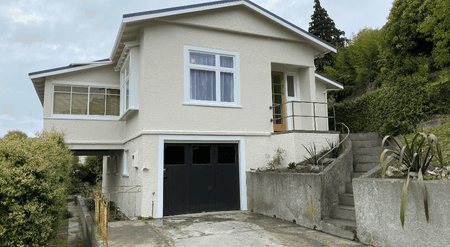 Family Home in the CBD! Walk to town! - Photo 4