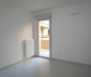 NIMES/POMPIDOU T2 NEUF AVEC PARKING ET TERRASSE - Photo 4