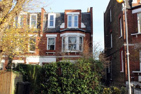 Coppetts Road - Photo 2