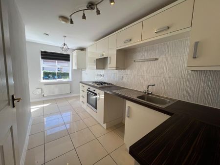 3 bedroom property to rent - Photo 4