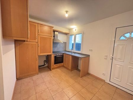 Maison mitoyenne 1 côté La Verrière 53 m² - Photo 5