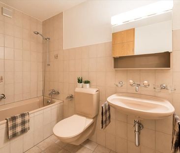 "Grosszügige Wohnung mit Sitzplatz!" - Photo 6