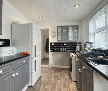 3 bedroom terraced house to rent - Photo 6