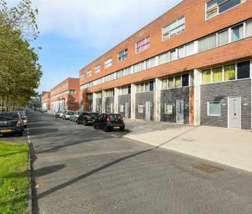 Modern en ruim wonen, met alles bij de hand - Photo 2