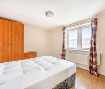 Newport Avenue, Canary Wharf, E14 - Photo 5