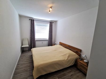 Wohngefühl mit Parkblick: Modernisierte Erdgeschosswohnung mit Terrasse in Silberborn - Photo 3