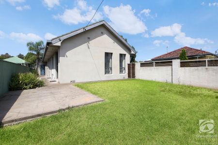 1/335 Cadell Street, East Albury - Photo 3