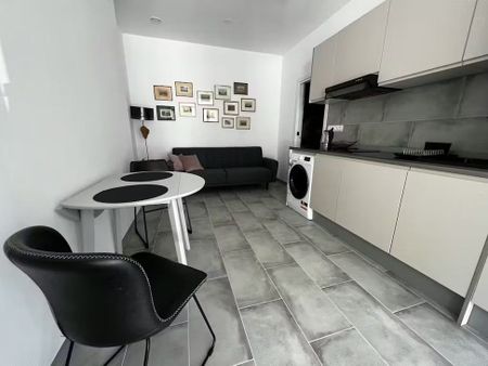 Camí Canal, Valencia, Valencian Community 46024 - Photo 4