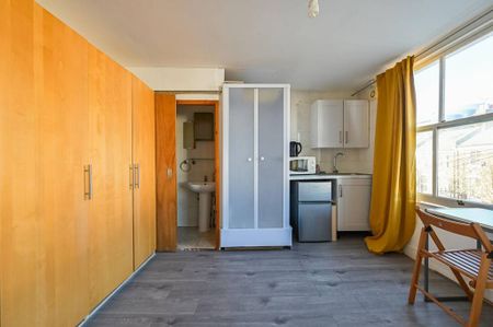 Studio to rent - Photo 5