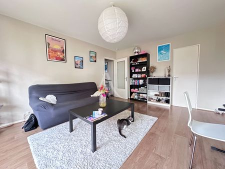 Location Appartement 2 pièces 53m² - Photo 3