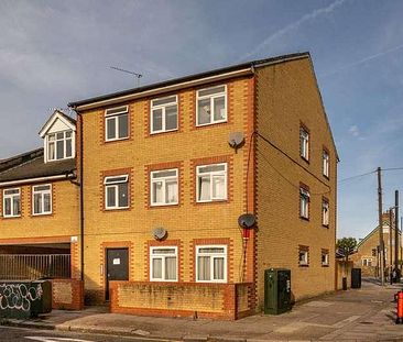 Pond Road, Stratford, E15 - Photo 1