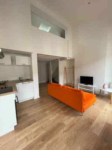 Location Appartement 1 pièce 31m² - Photo 2