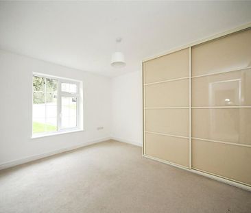 4 bedroom bungalow to rent - Photo 4