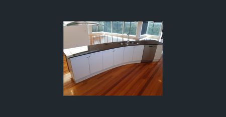 A CUT ABOVE THE REST - BREATHTAKING VIEWS PLUS MAINTAINED POOL & GARDENS - Photo 5