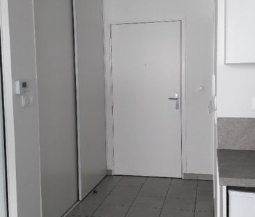 Location Appartement 1 pièce 37m² VENISSIEUX 69200 - Photo 3