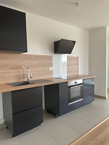 Location Appartement 4 pièces 81m² REIMS 51100 - Photo 5