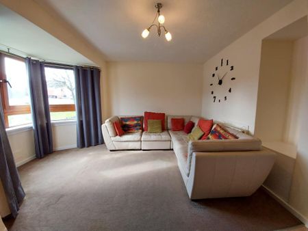 2 bedroom flat to rent - Photo 3